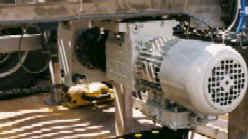 2002r-m.jpg (27766 octets)