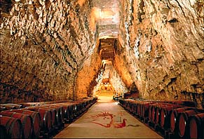 grotte.jpg (26449 octets)